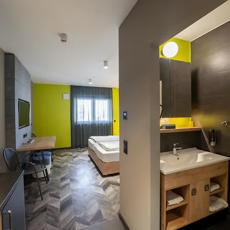 Hotel House Of Records 3*