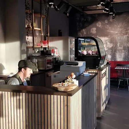 Hotel House Of Records