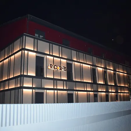 House Of Records 3*