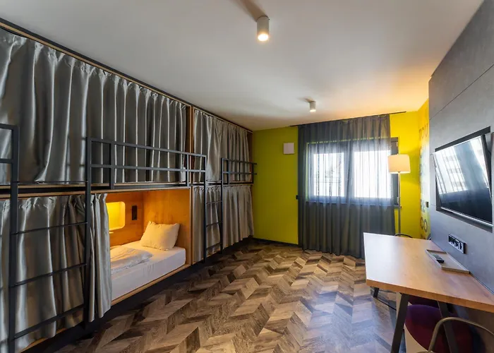 Hotel House Of Records 3*