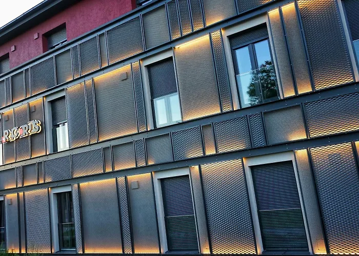 Hotel House Of Records